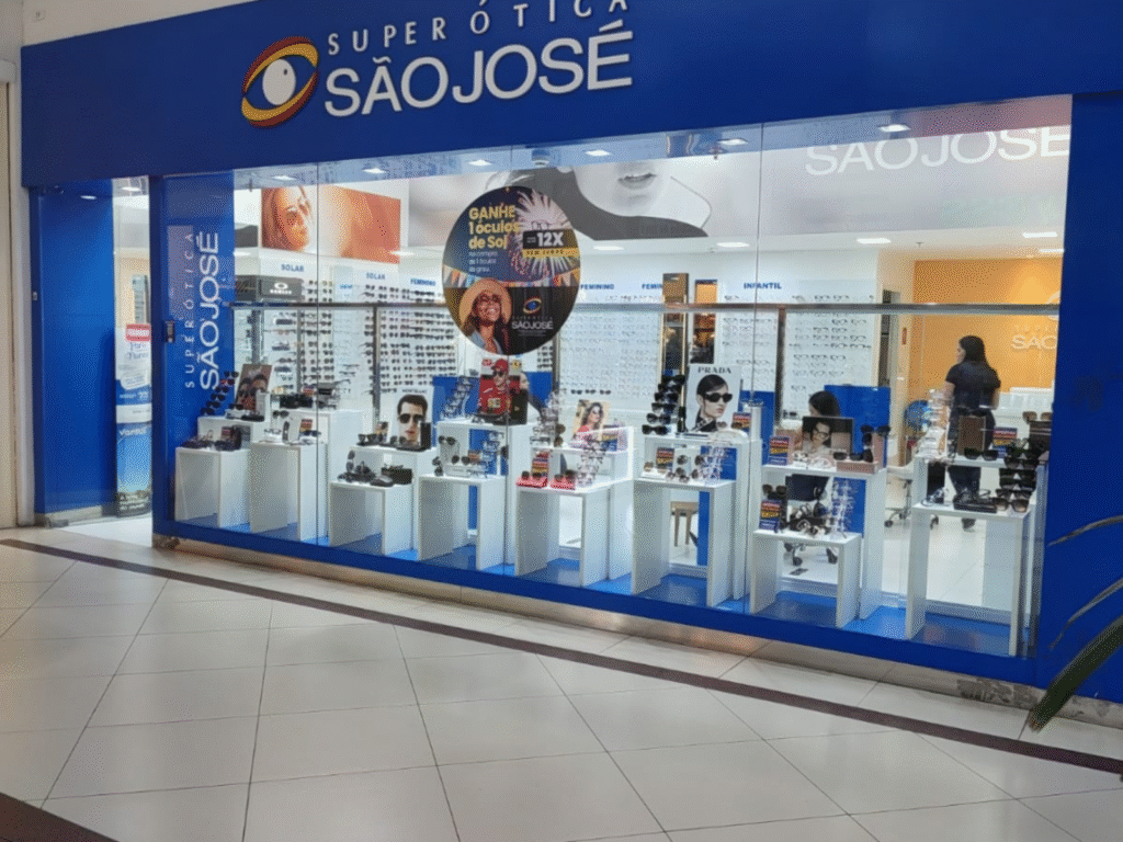 Fachada da Super Ótica São José no Shopping Jardins